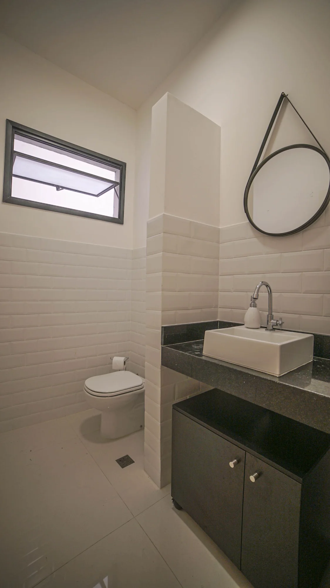 Show Room 15